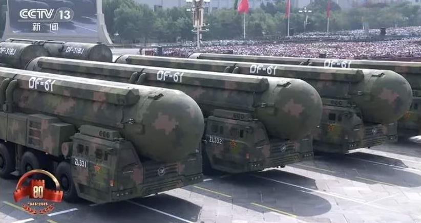 中国最强大的进攻性战略洲际导弹——东风-61洲际导弹！中国最强大的防空导弹——