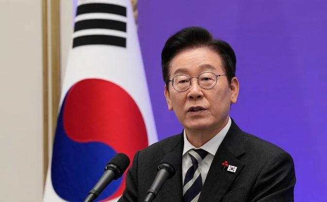 “高市早苗最惧怕的，不是李在明访华，而是他要去参观‘大韩民国临时政府旧址’！”这