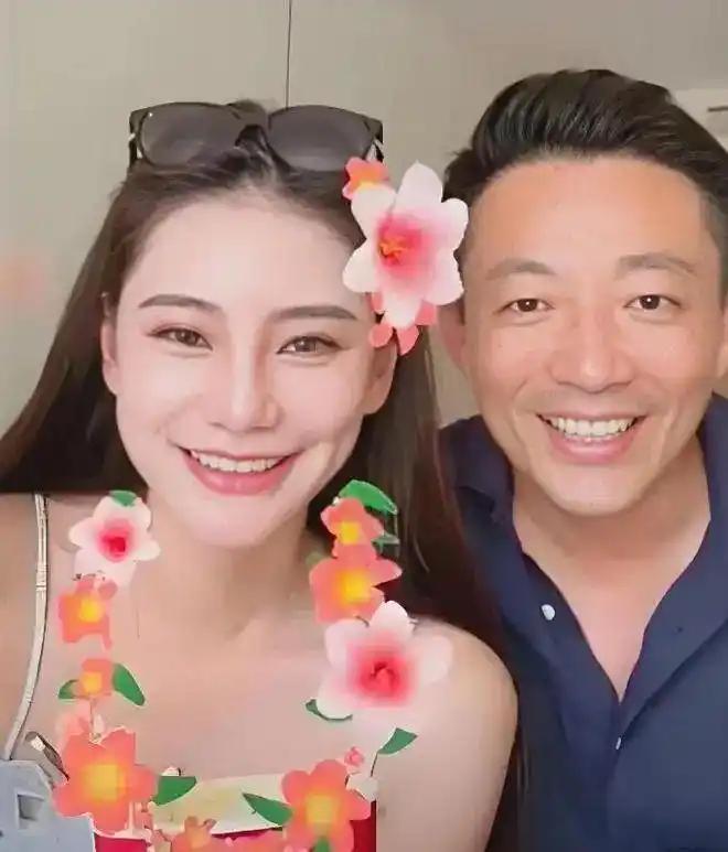 马筱梅真是疯了呀！直播一口气吃下6个大粽子。自从马筱梅与汪小菲大婚后，自然身