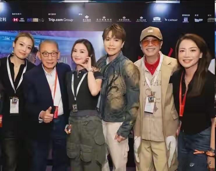 不是吧，阿sa忽然宣布婚讯，是为了给张敬轩“挡枪”？刚看到有这样的分析，说阿