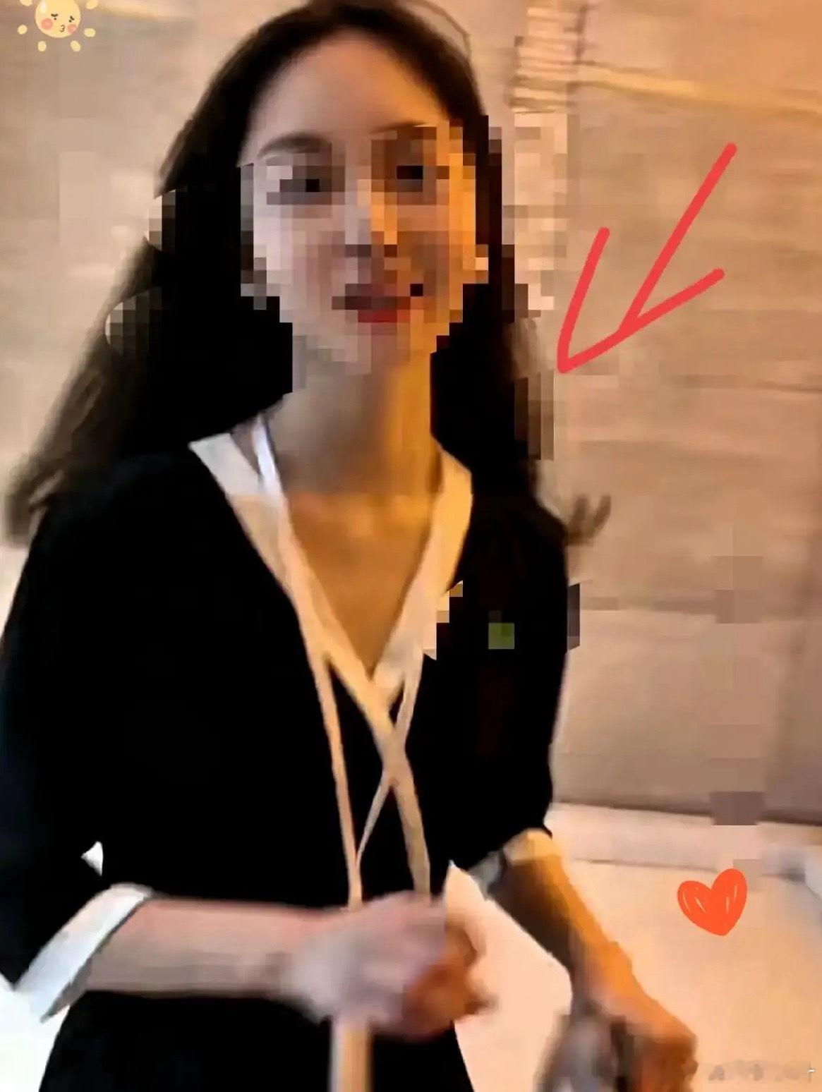 这个段子太扎心了！月入3万的程序猿，叫了一个“按摩女”上门服务。期间，程序猿炫