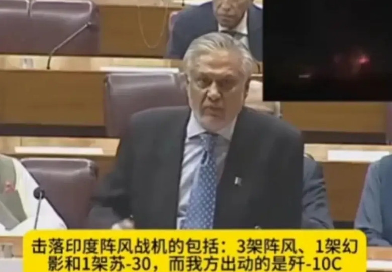 巴空军击落多架印战机之后，外国网友吵翻了！印度网友还在装睡中，始终认为那是因为没