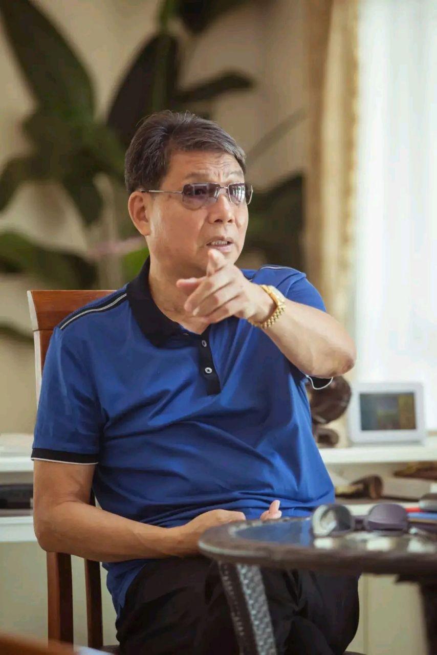 徐根宝：大家总问我，有没有想法再执教国家队，什么时候能再执教。这事由命吧，我想执