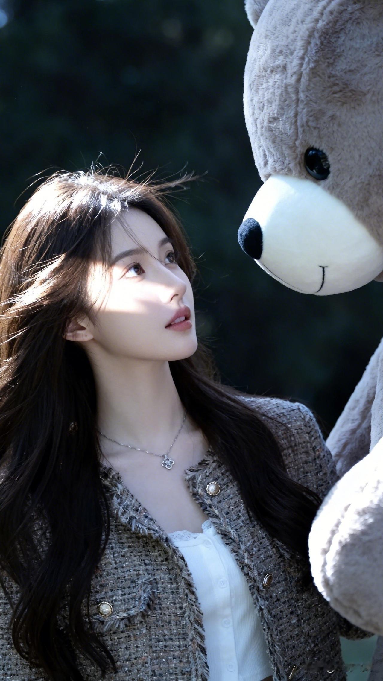 ：倾情演绎，含情脉脉地眼神中，哪怕是一只大布偶也是有感情的？