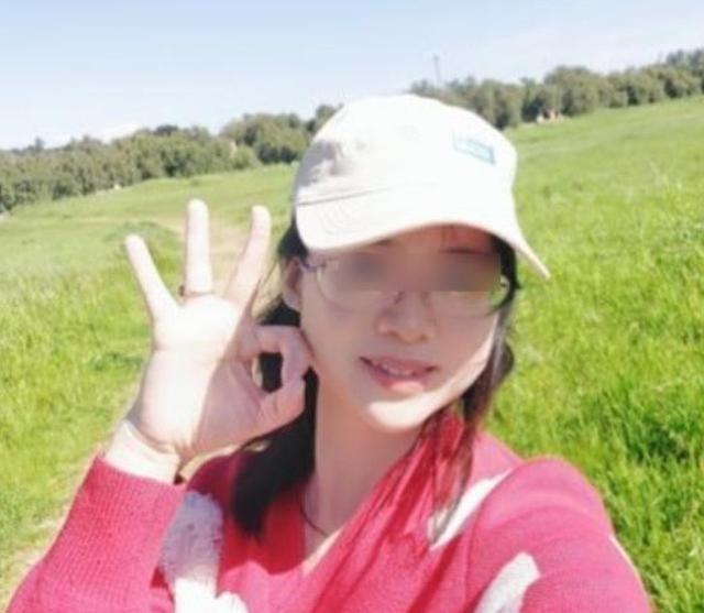 “中国越制裁我，我就越反华！”今年3月，百万粉丝的女网红于国外屡屡诋毁中国，受出