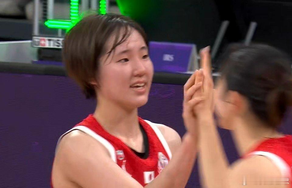 中国女篮输给日本的原因是什么？外线投射差距实在太大[裂开]！对手真的人人都能投三