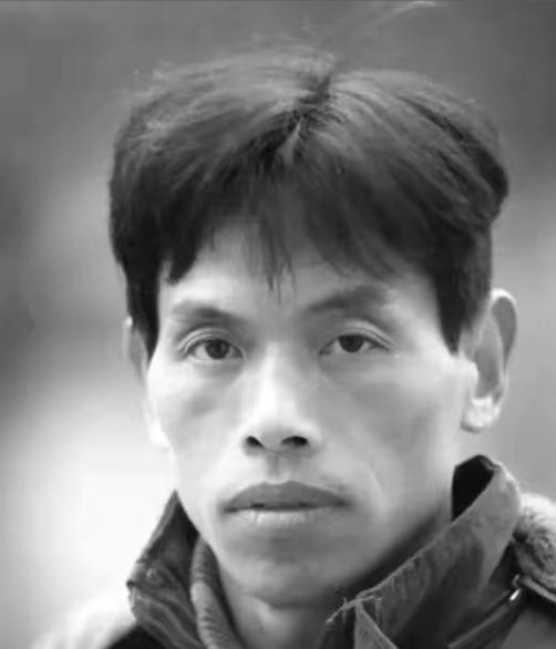 1999年，23岁小伙新婚夜对妻子说：“婚后我不管做啥事，都要支持我。”谁知，婚