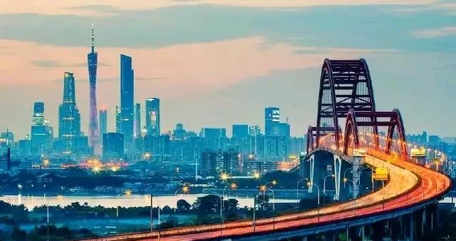 美国已经当了130年世界第一，中国当老二也14年了，看看前任“老二们”的下场，大