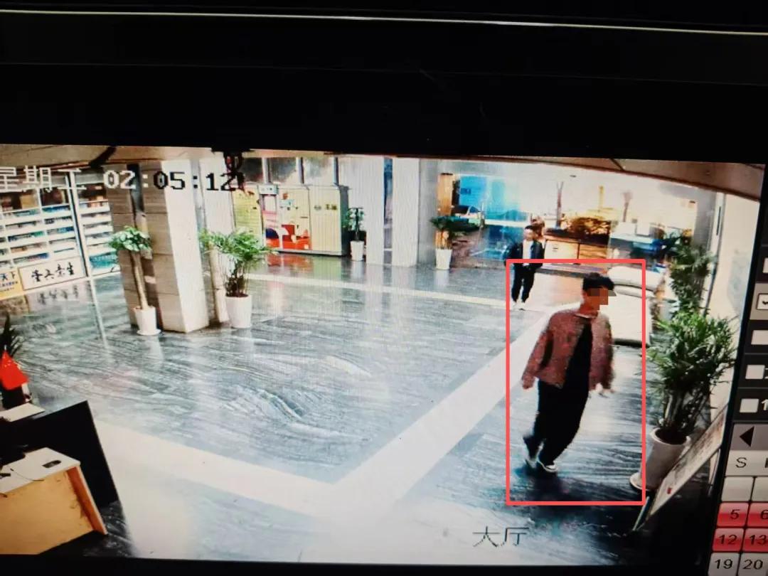 防不胜防！安徽合肥，一家公司的40多部手机在同一天失灵，里面的手机卡也都不见了，