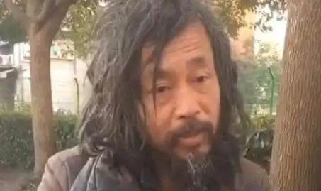 沈巍最没水平的一句话。流浪大师沈巍近日说：“火了快六年了，单位没一个人来看过我