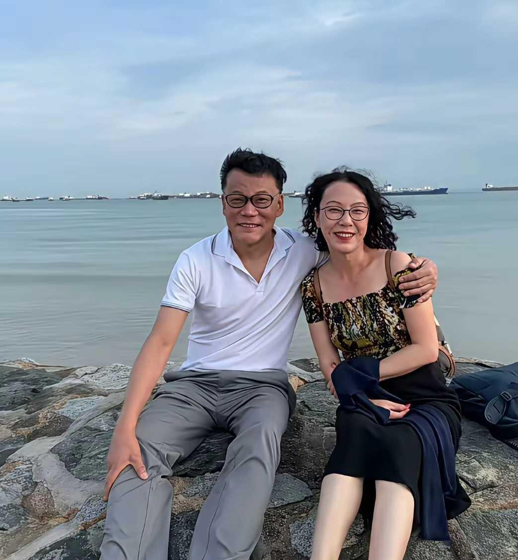 李国庆的蜜月，真是做梦都想不到，所以说人不管什么年龄都要追求自己的幸福，李国庆二