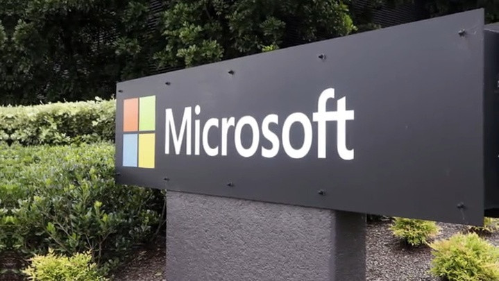 微软股价暴跌10% 市值一夜蒸发3570亿美元