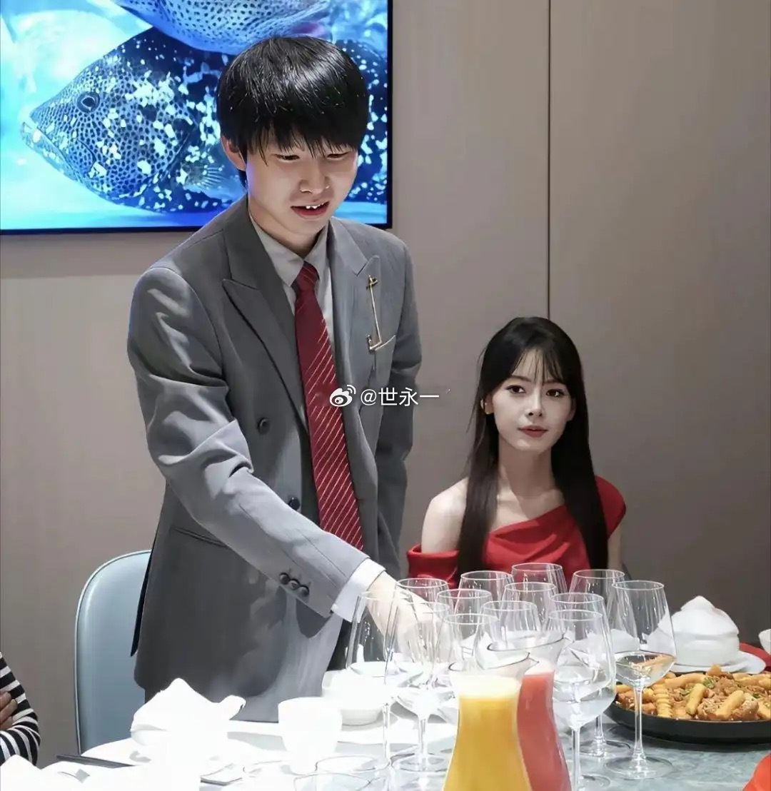 新娘长得跟女明星一样，小伙子真是艳福不浅啊！