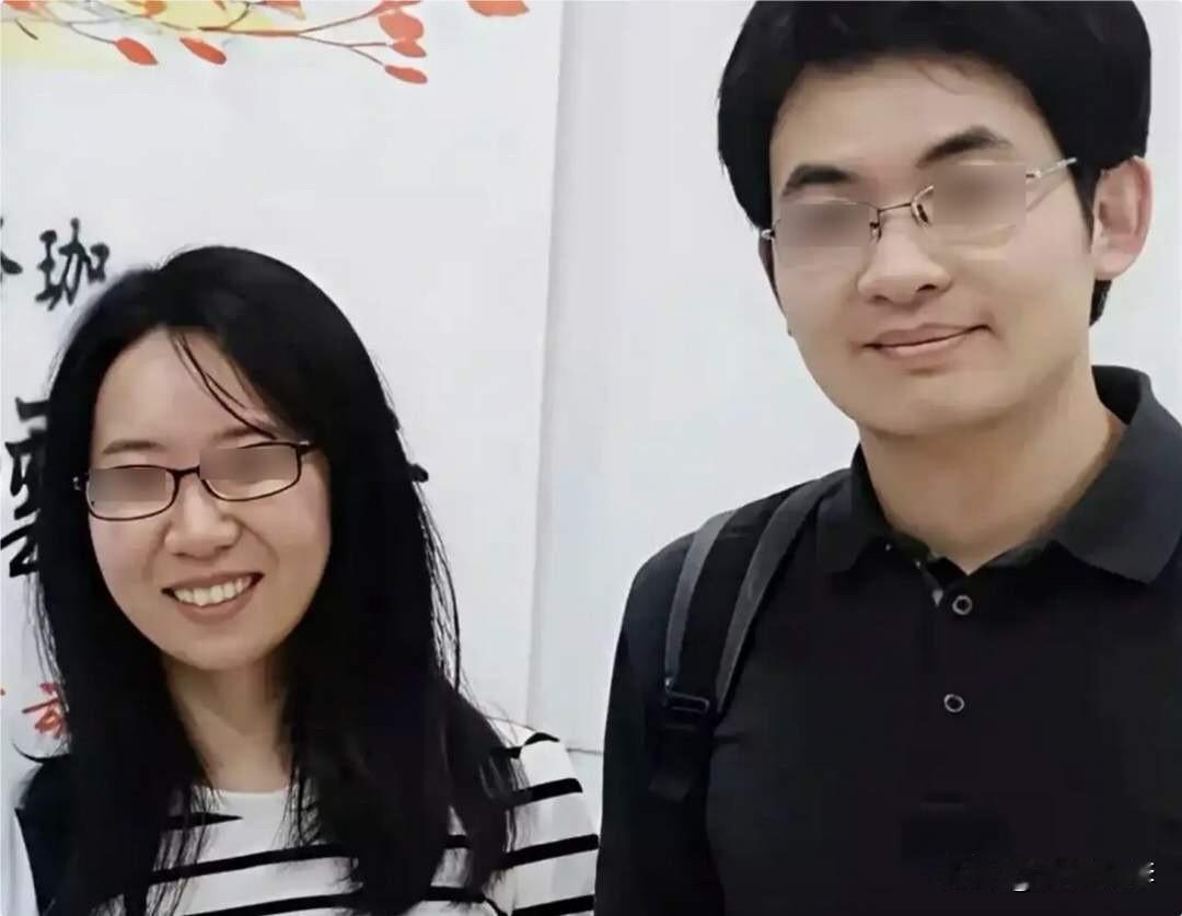 难以想象，汪海英每次看见曾梦琪，会不会像吃了苍蝇一样恶心？付磊为之放弃家庭的