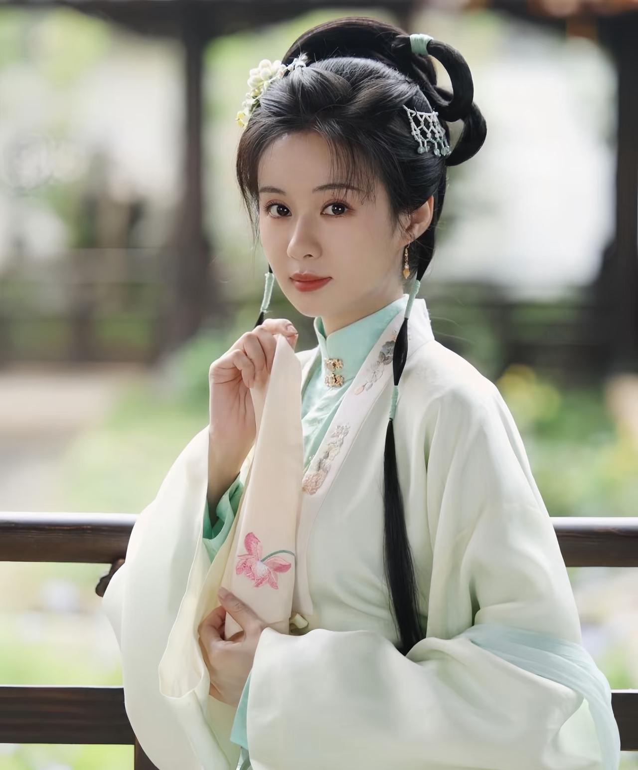 谭松韵演的好，刘学义演的也好，可还是被《兰香如故》里演杜翠雀这个演员郑合惠子