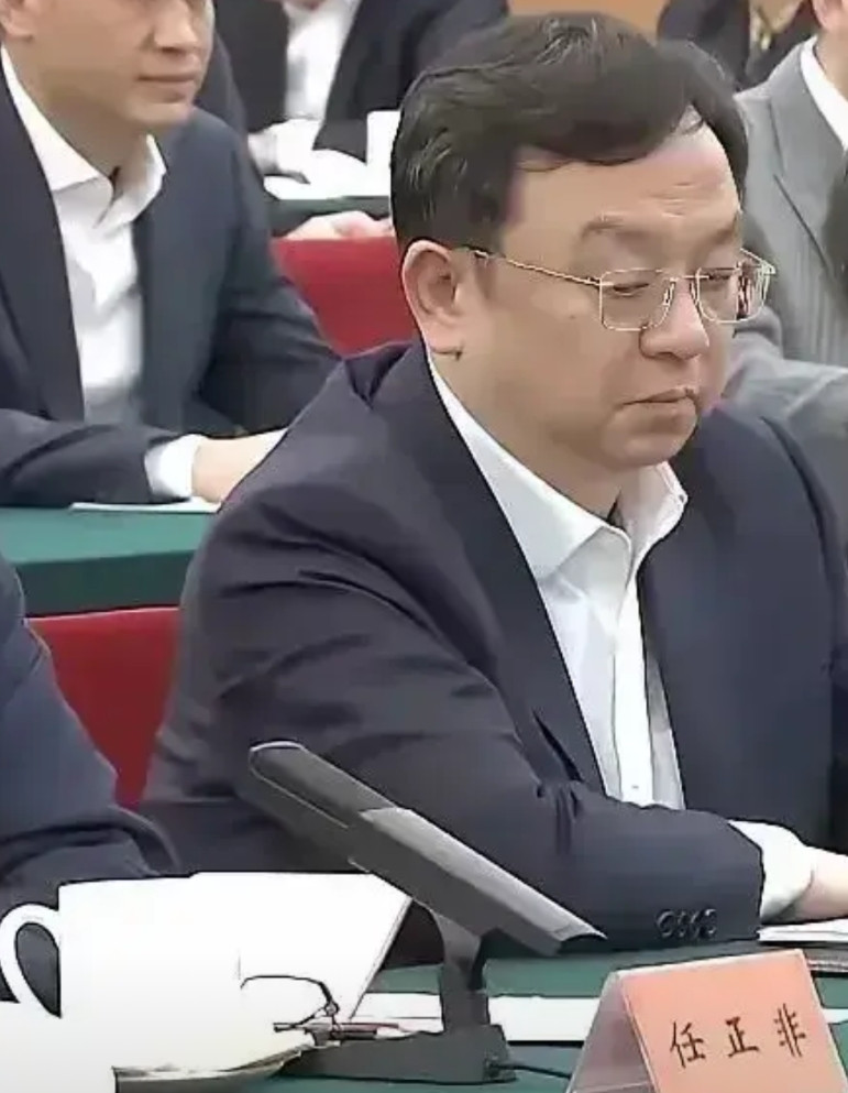 长城、吉利为什么要持续DISS比亚迪，这关系就像中国要冲出欧美日发达国家围堵是一