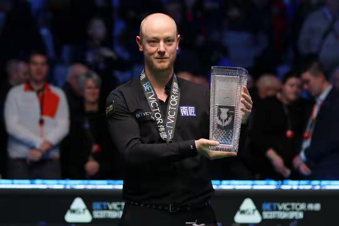 斯诺克最新排名，中国五将稳居前16，常冰玉升8位江俊狂升12位在最新的斯诺克排名