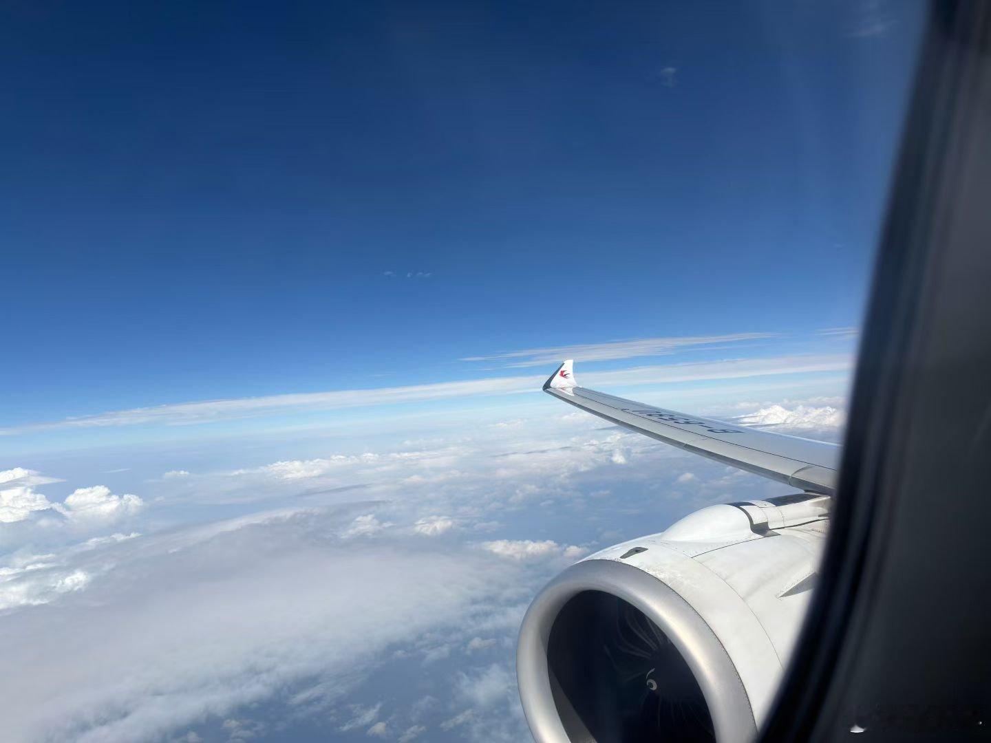 第一次坐C919，B-658U，交付日期不足一年。因为交付数量上来了，不再那种0