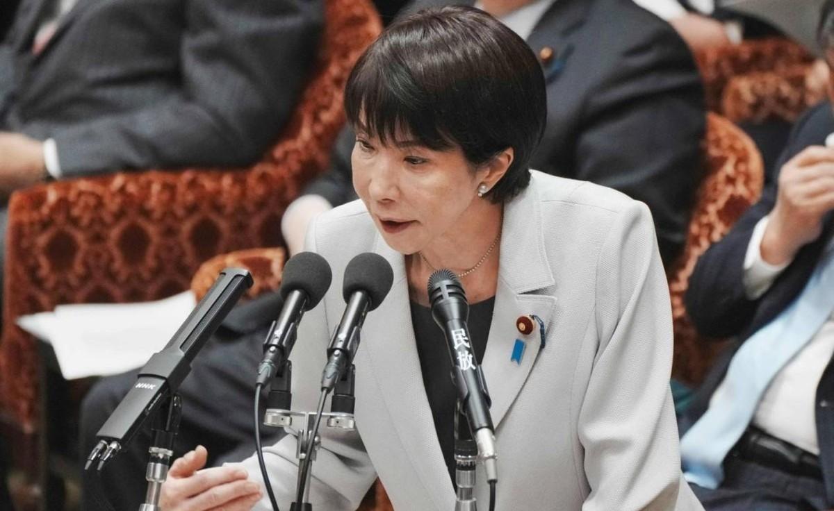 能收拾高市早苗的人终于出手了！要说今年日本政坛最让人摸不清头脑的事，绝对少不