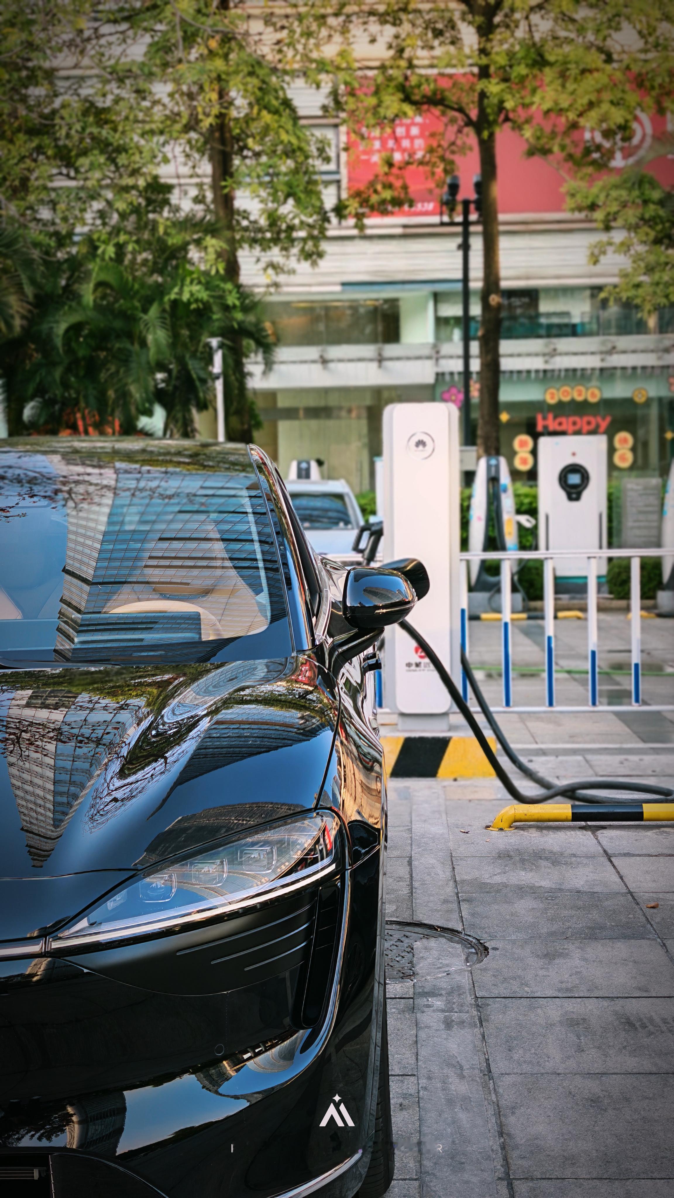 早啊，上班辛苦了，休息一下喝杯咖啡吧