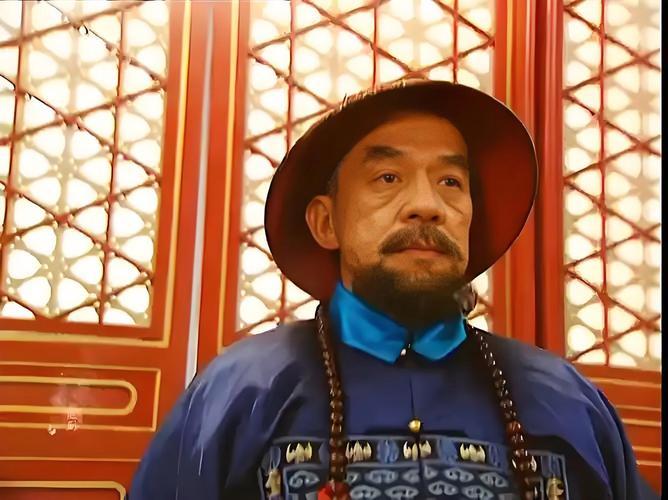 《雍正王朝》中，隆科多最终倒向八爷党的意义是什么？《雍正王朝》前期的隆科多，
