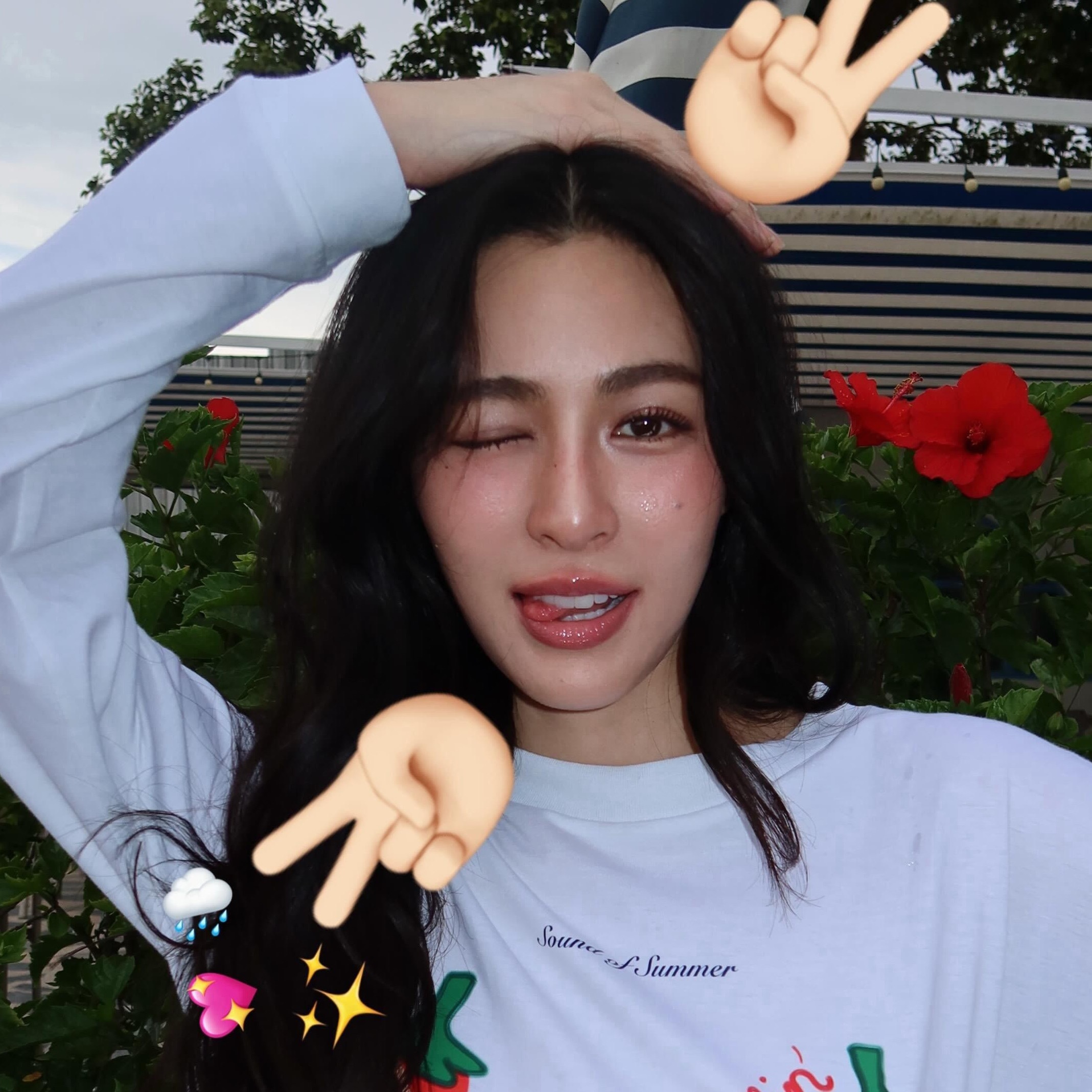 好无敌的脸啊好可爱好想养她啊555555🌶
