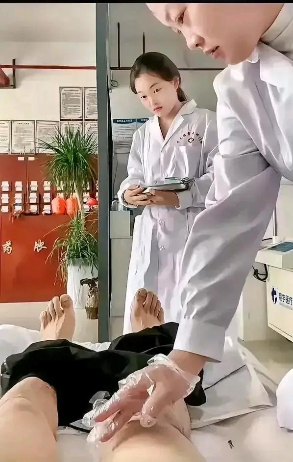 一眼望不到“鞭”...还记得你答应过我不会让我把你找不见！...[捂脸哭][捂脸哭]