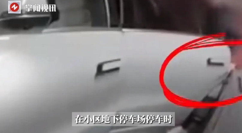 “冤不冤！”2025年3月，江苏无锡，一男子将自己的车停放在小区地下车库时，被另