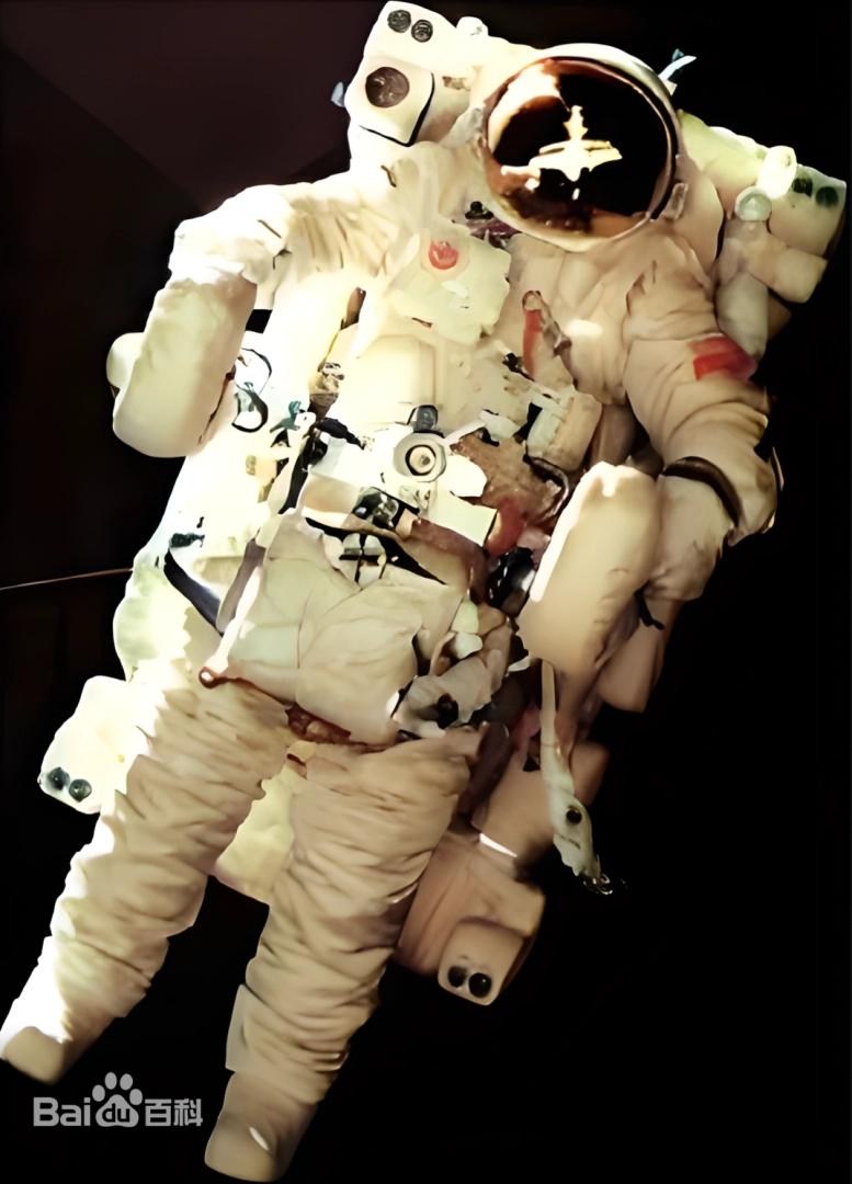 俄罗斯将向国际空间站发送全球最先进的航天服。俄罗斯的太空探索已经落后，但在宇