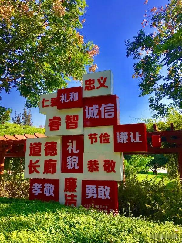 别不信！你命里所有的“烂桃花”和“小人”，其实都是你亲手招来的人一遇到糟心事