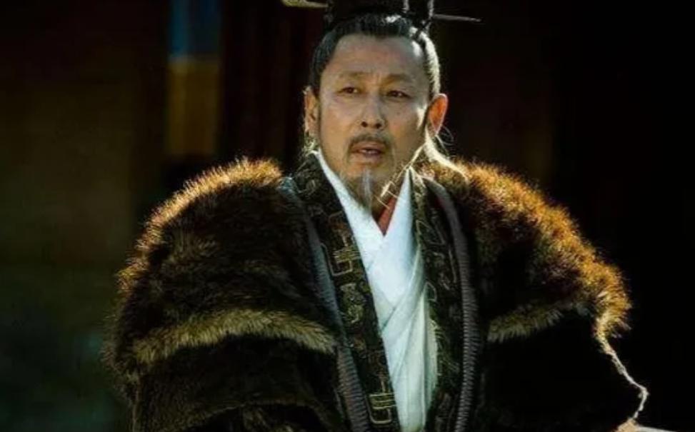 公元前200年，刘邦被匈奴40万大军围困。汉军即将断水粮绝，刘邦急问陈平破敌之策