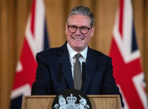 英国首相斯塔默表示，已经与特朗普电话沟通过，一致认为中国不能够继续购买俄罗斯石油