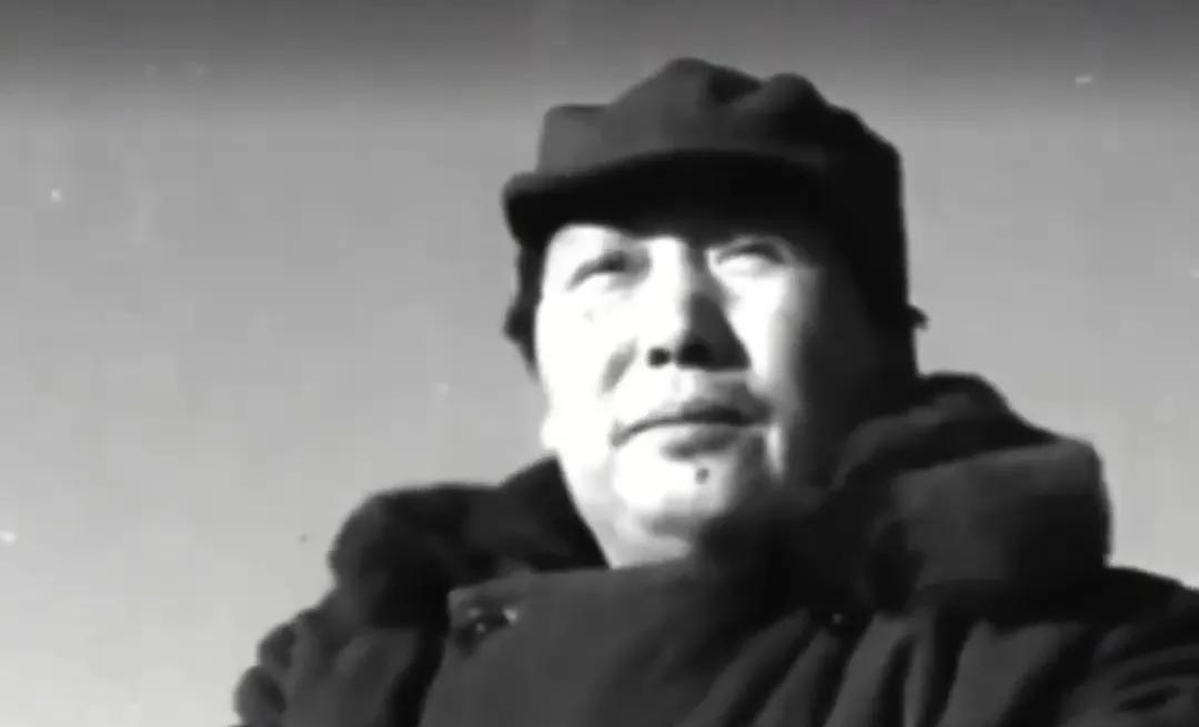 毛主席讲话的穿透力真强，强者往往更加谦虚。毛主席是世界公认的强者，他有着超越常人