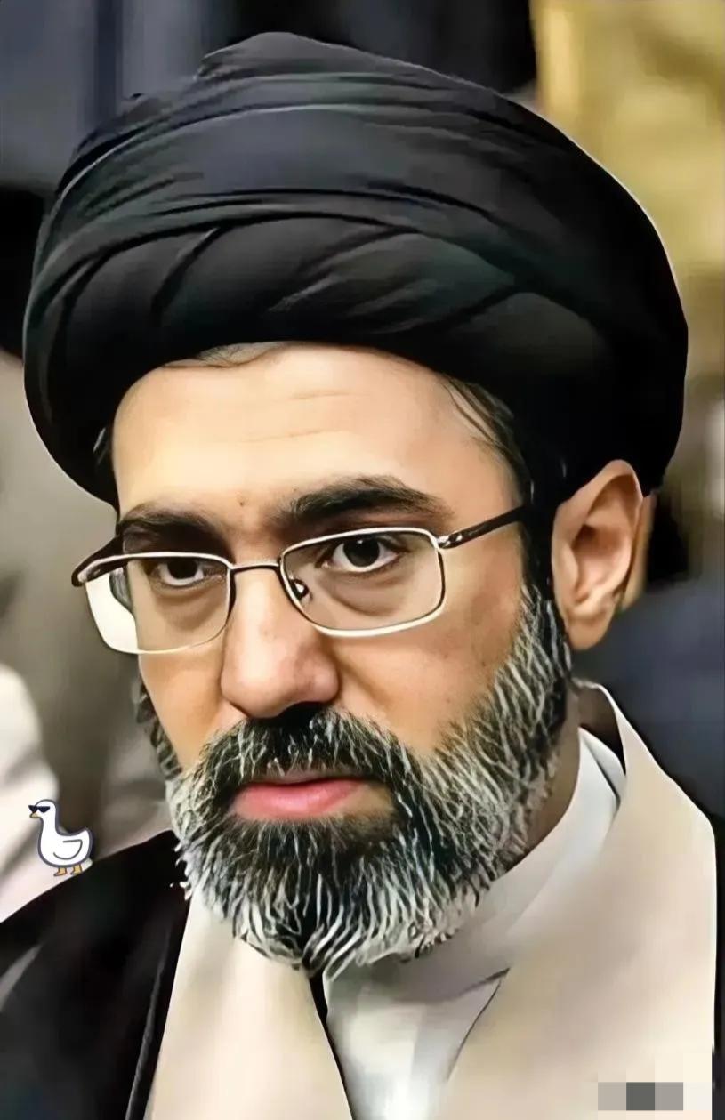 伊朗最高领袖传来消息，4月10日，伊朗最高领袖穆杰塔巴在社交媒体上，向南部邻国