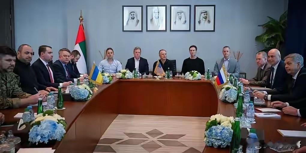 乌克兰必须让出顿巴斯，国际社会必须承认顿巴斯属于俄罗斯领土，这就是俄罗斯的“最新