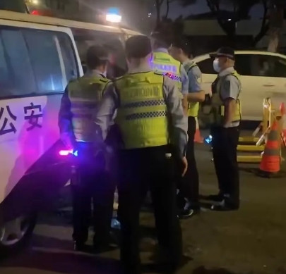 广州酒驾女子：人大代表可以喝酒！6月19日，广州交警在当天凌晨查获一名涉嫌酒驾
