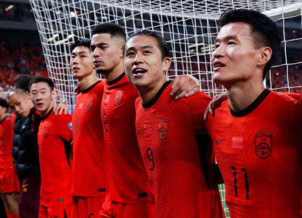 中国男足东亚杯名单猜想：8主力是关键，10大新星能否破格录用