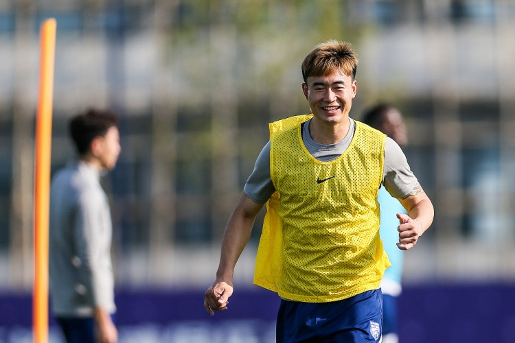 苗原: 铜梁龙曾对邓涵文有想法, 今天还是云南玉昆更接近