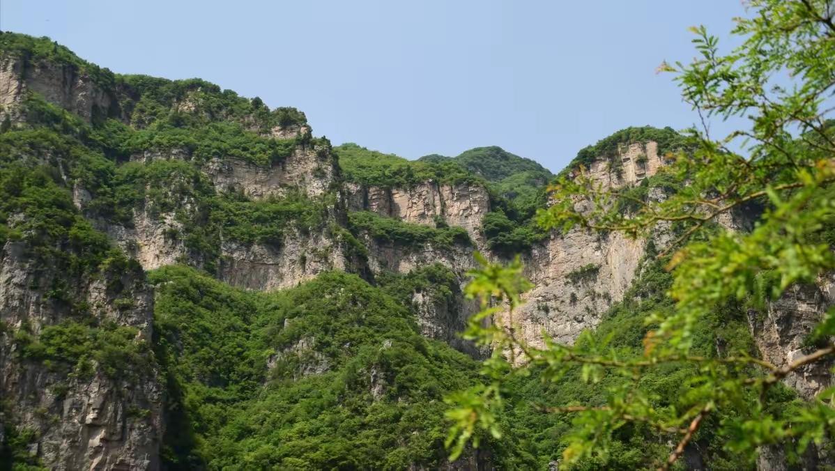 三天两起山野悲剧！56岁壮汉独闯南太行野线失联，车钥匙遗留车内疑点重重南太