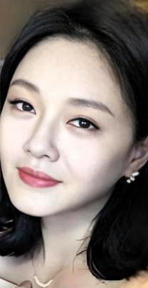 从“养光头”协议开始，就有点不一样了，那个协议，细节不清楚，徐妈妈说三年幸福，也