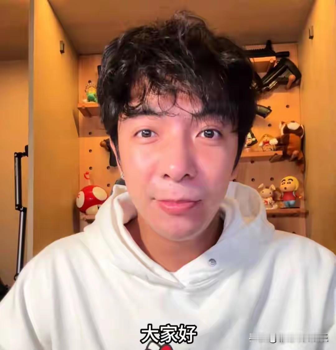 广东夫妇郑建鹏结扎了，他宣布不会生三胎，以后所有的钱都留给两个女儿。郑建鹏是