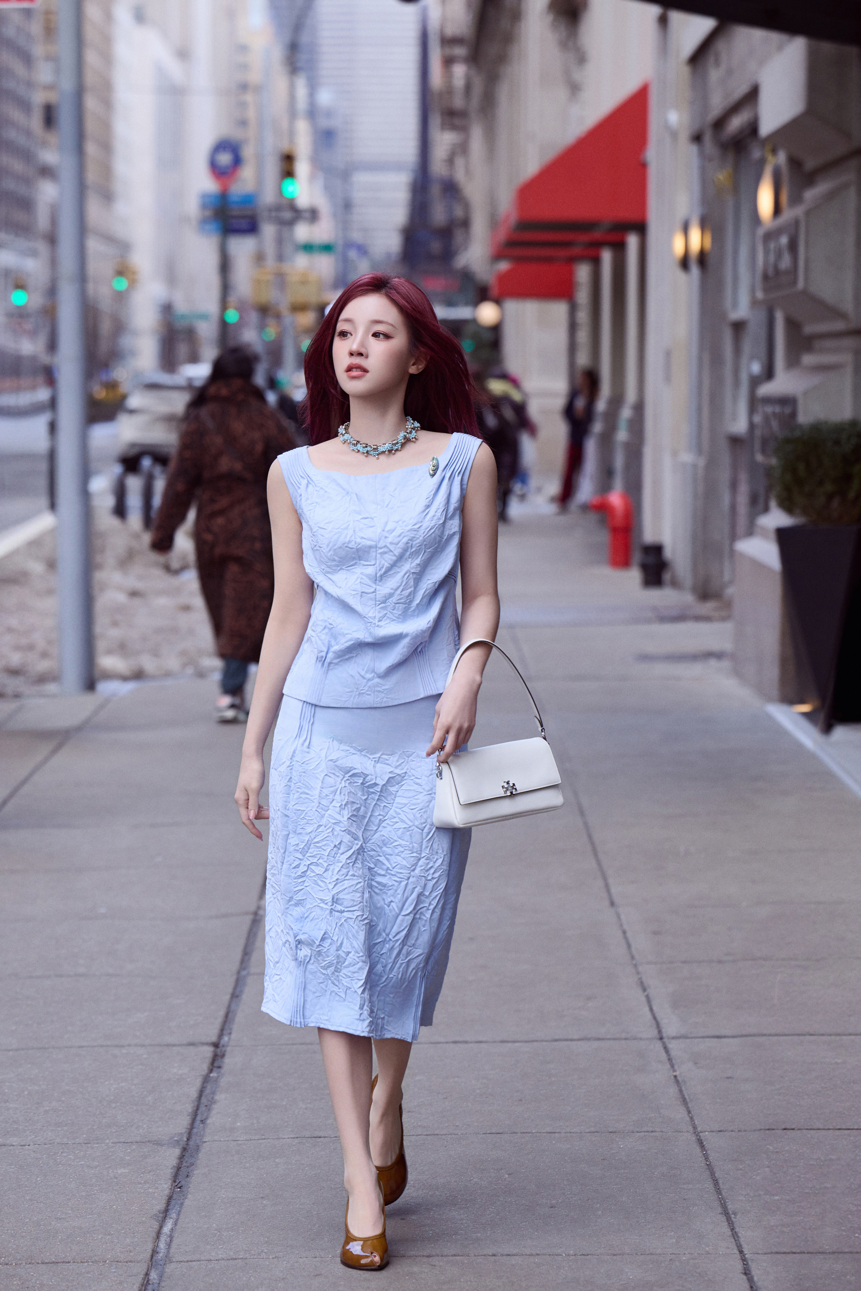 宋雨琦纽约时装周出图宋雨琦出去就要大大方方的