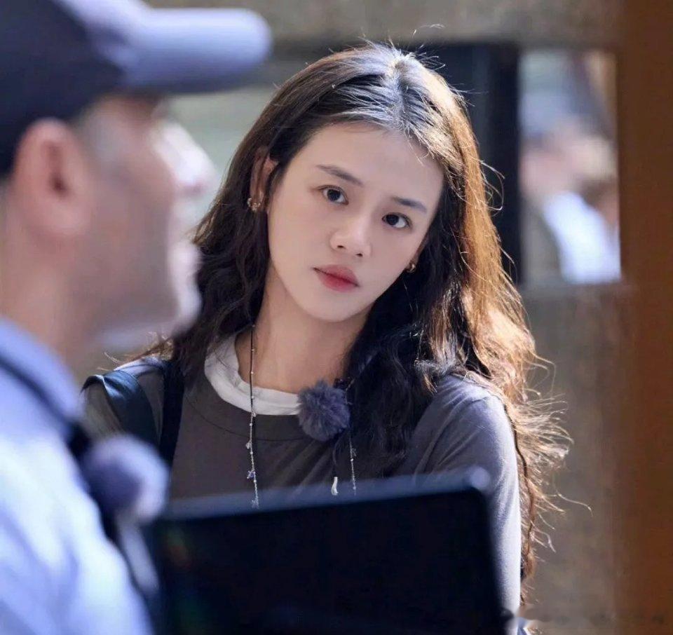 马思纯告别花少飙泪写信，一句“我爱你”戳中多少人！最近看《花少》收官，马思纯那