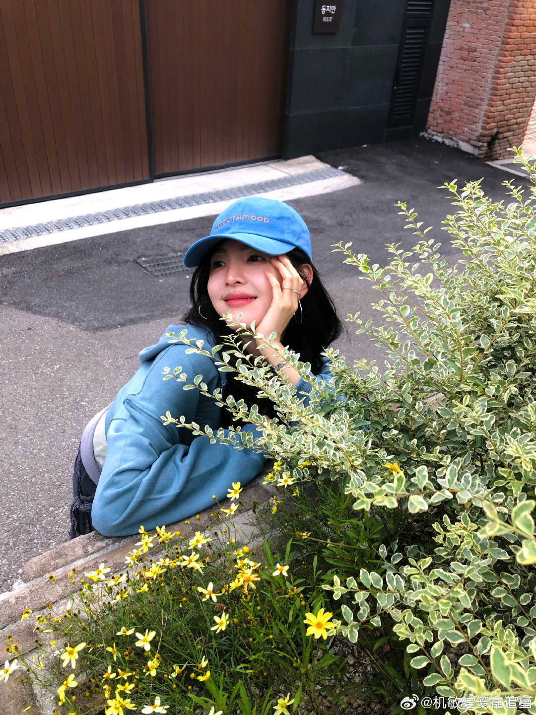 #章若楠##zrn##章若楠巴黎时装周##章若楠#喜欢这种​