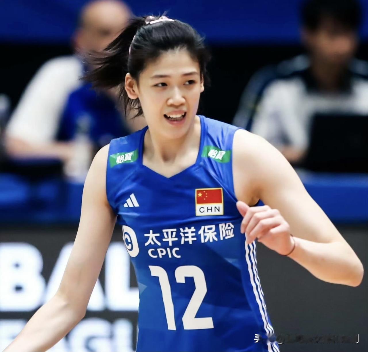 新华社也报道了李盈莹加盟米兰女排，其中最后一句：李盈莹是中国最具成就的主攻之一，