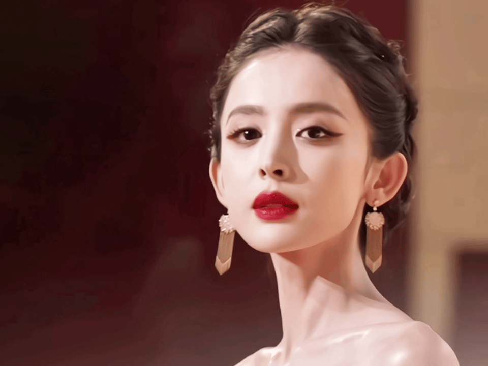 古力娜扎你来代表大红色