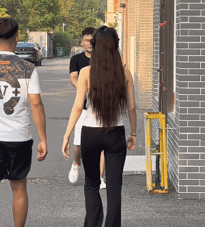 那哥们己看透这哥们心思了，预判了他的预判![捂脸哭]