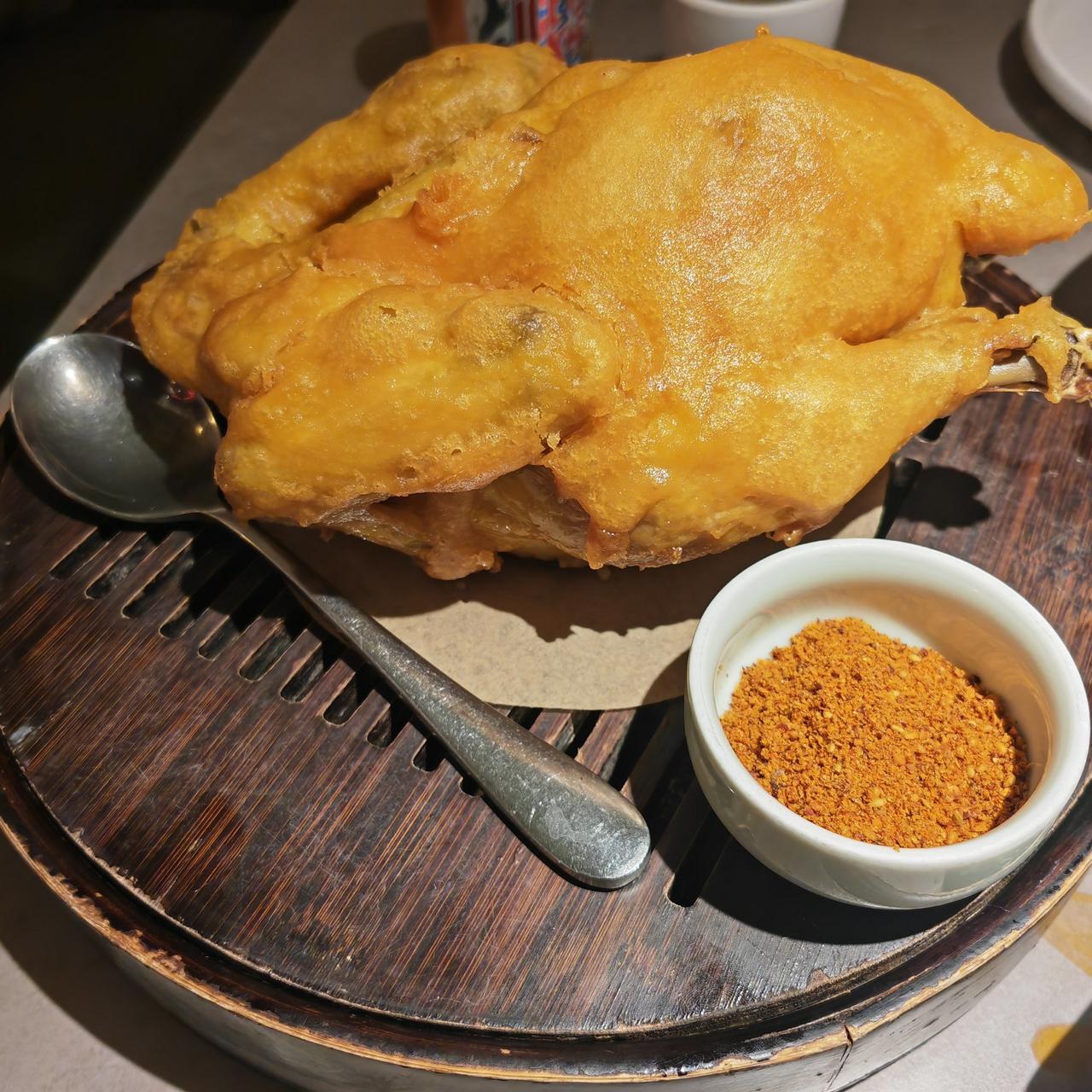 陕西菜打卡，西安这家店值得寻味！西安八百里秦川陕菜美食推荐：1、大唐黄金葫