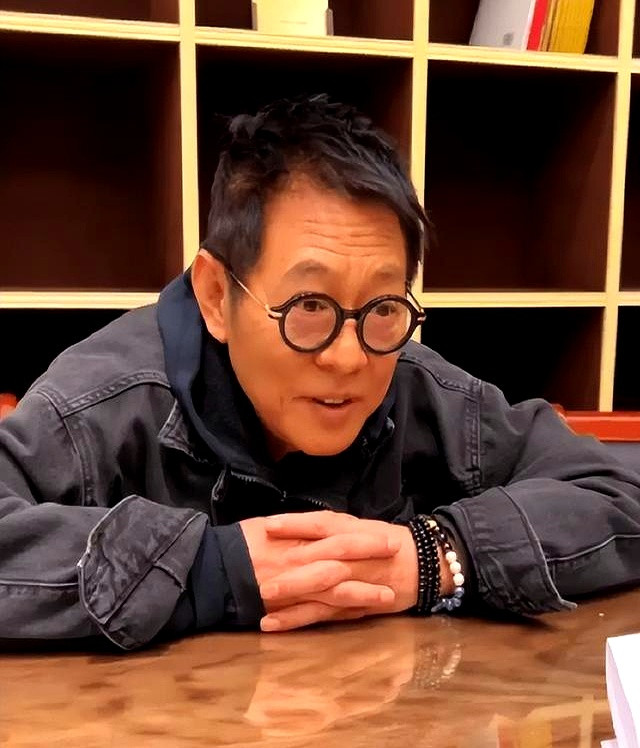 打了一辈子、挣下常人几辈子花不完的身家，63岁的李连杰现在最大的心愿，居然只是想不受打扰地睡上一整天