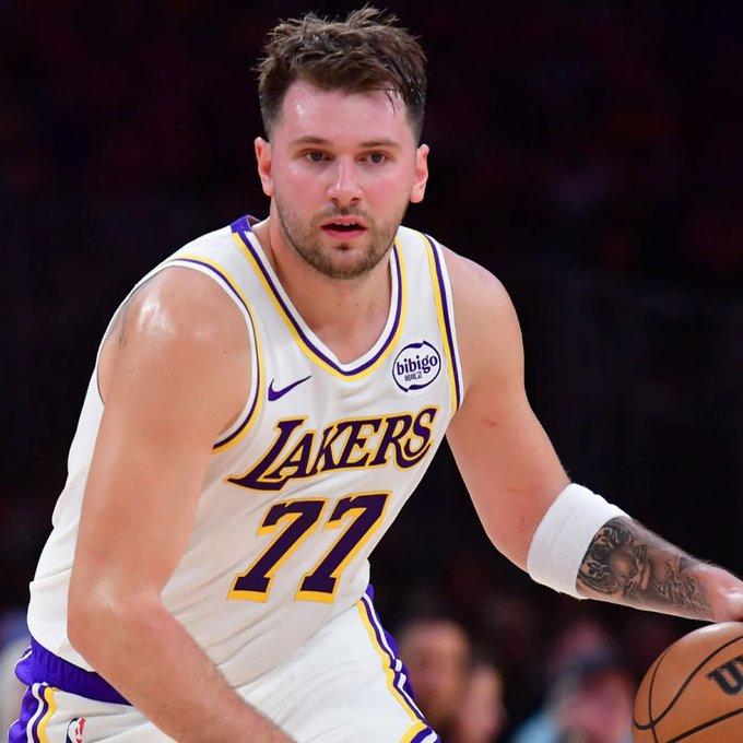 东契奇被问到湖人的下一场比赛，对手是猛龙队。记者问其会怎么打呢？东契奇的回答